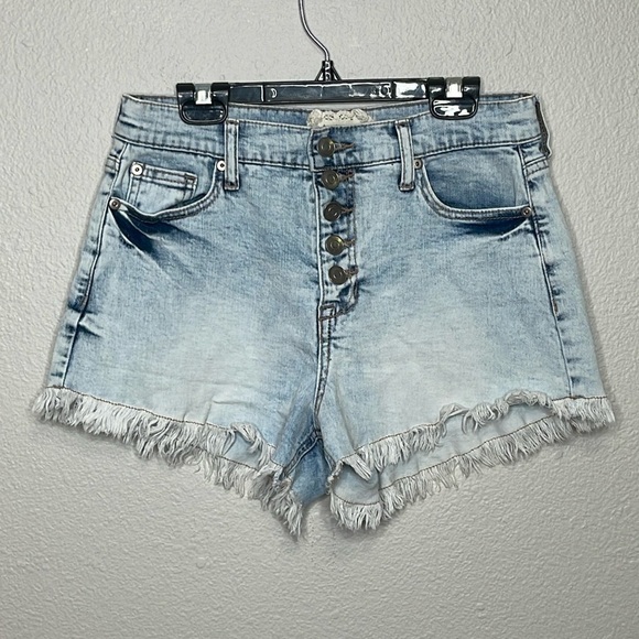 Altar’d State Women’s Jean Cutoff Micro Shorts Distressed Size 26/3 - Picture 1 of 5